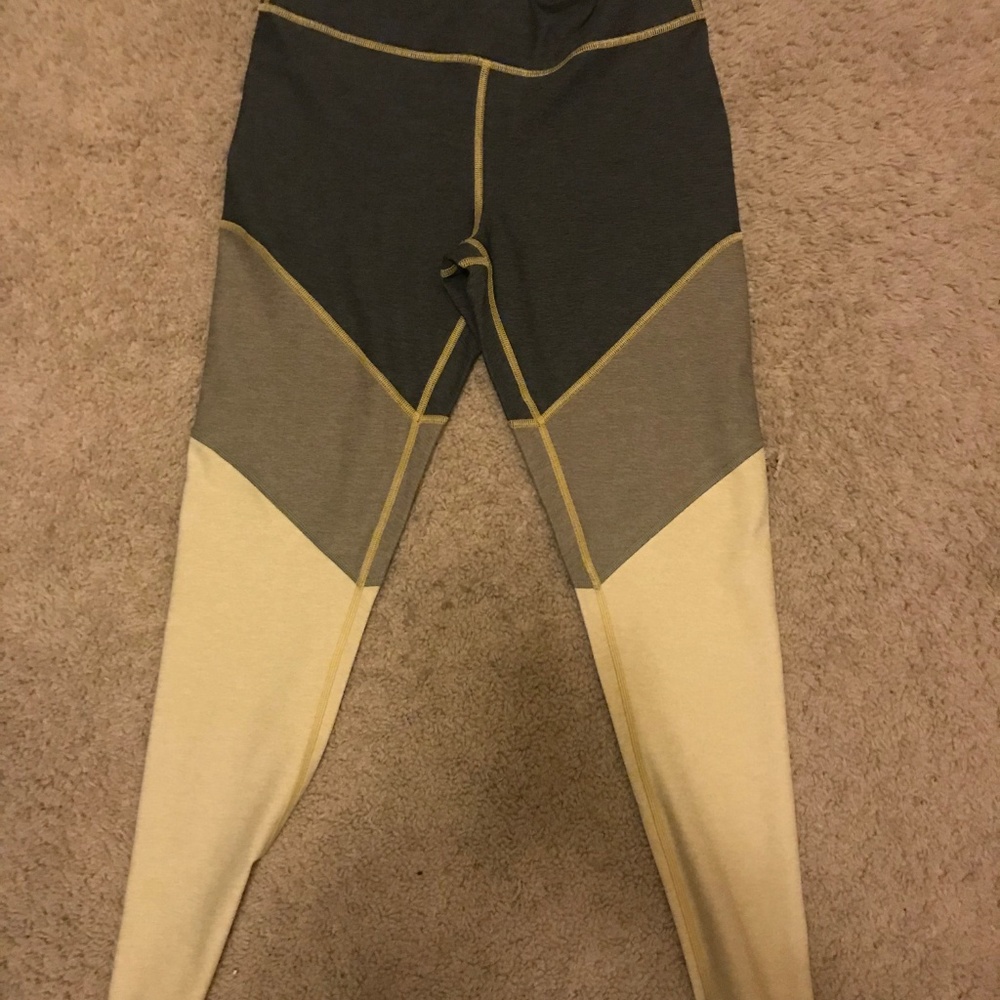 Outdoor Voices Leggings